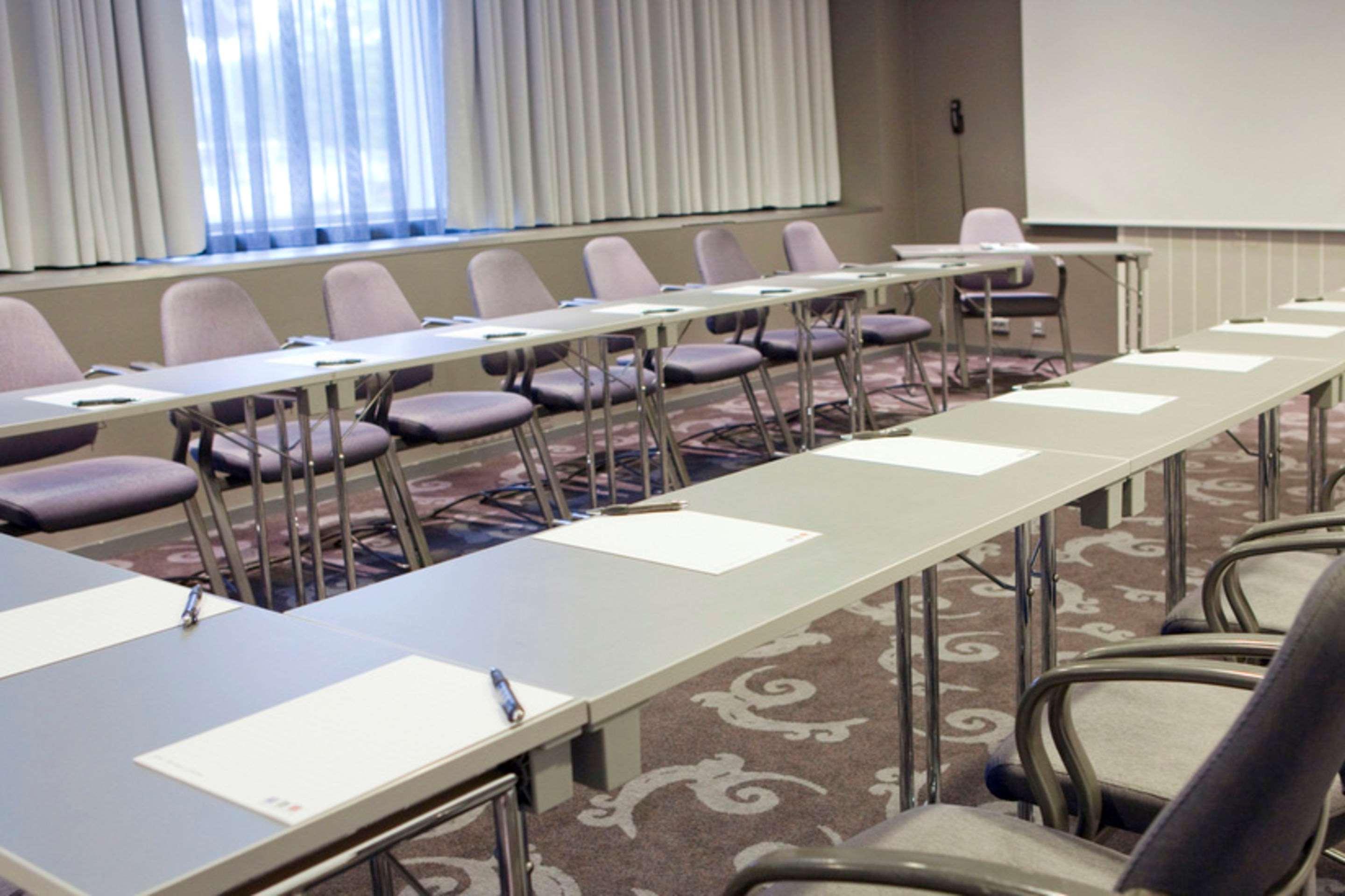 Hotel Clarion Ernst 4*